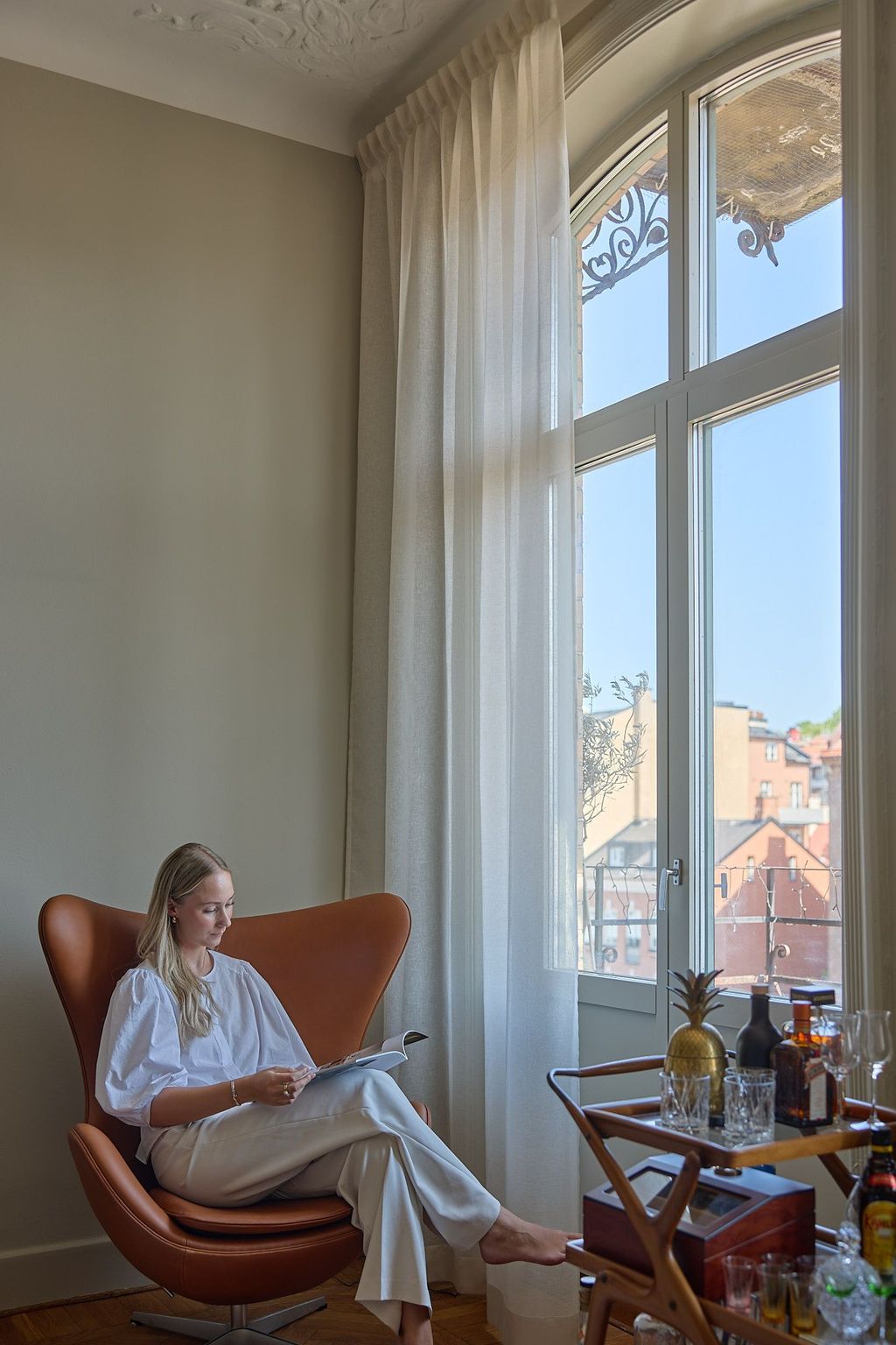 Off-white gardin med linned-look