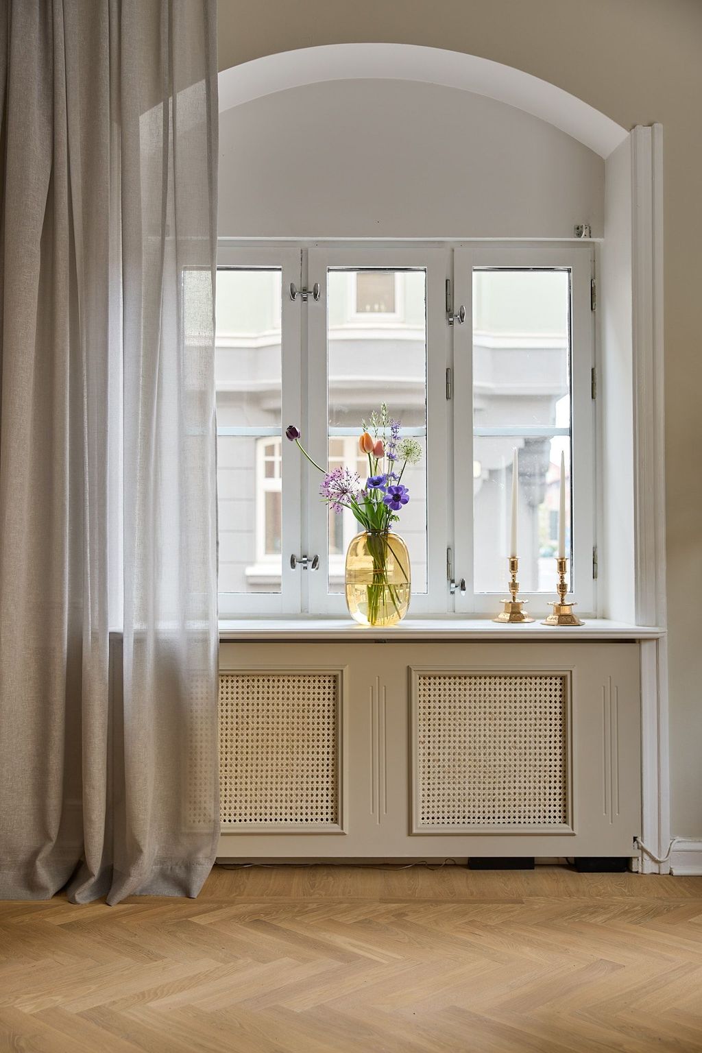 Gray curtain with a linen look
