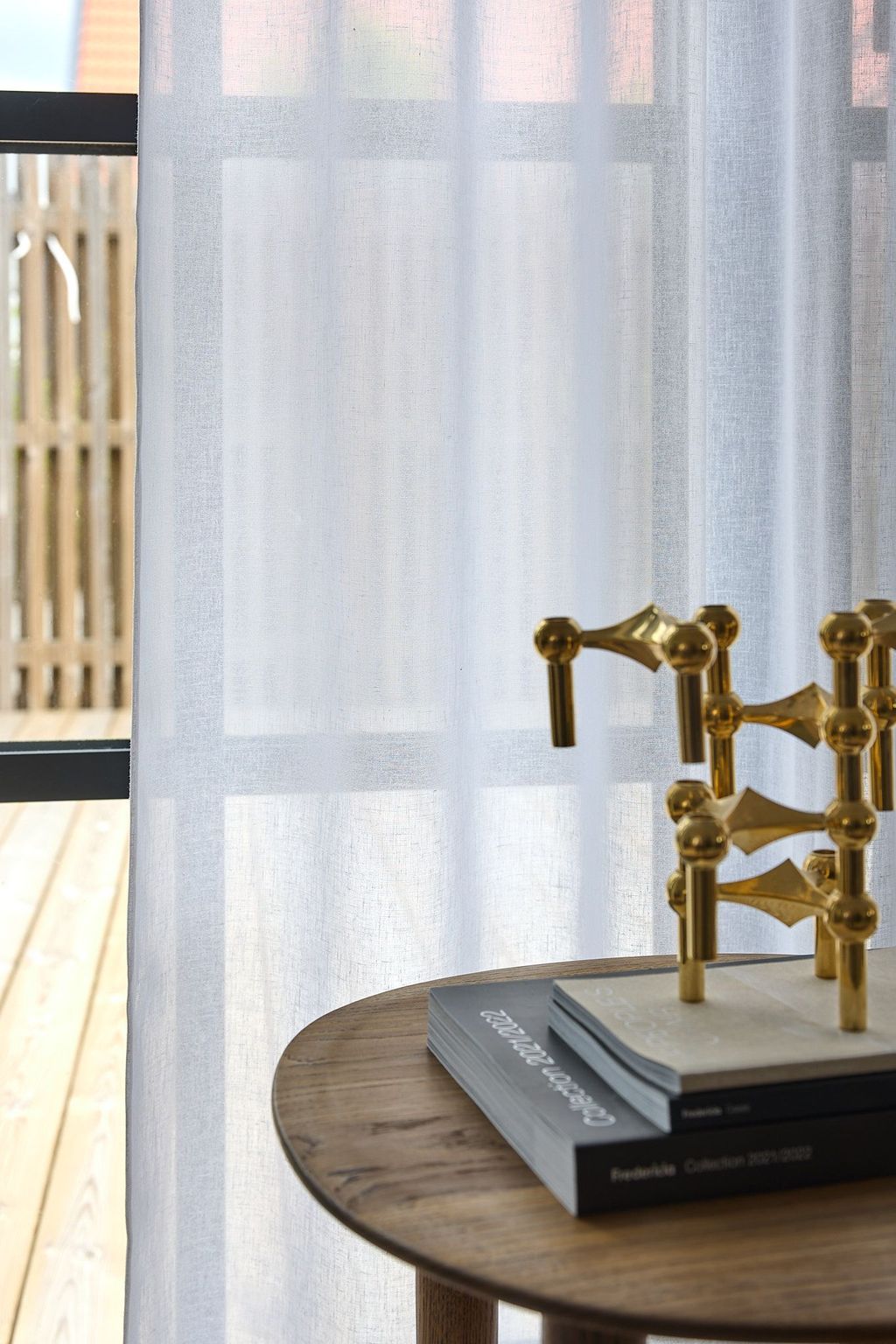 Hvidt gardin med hør-look