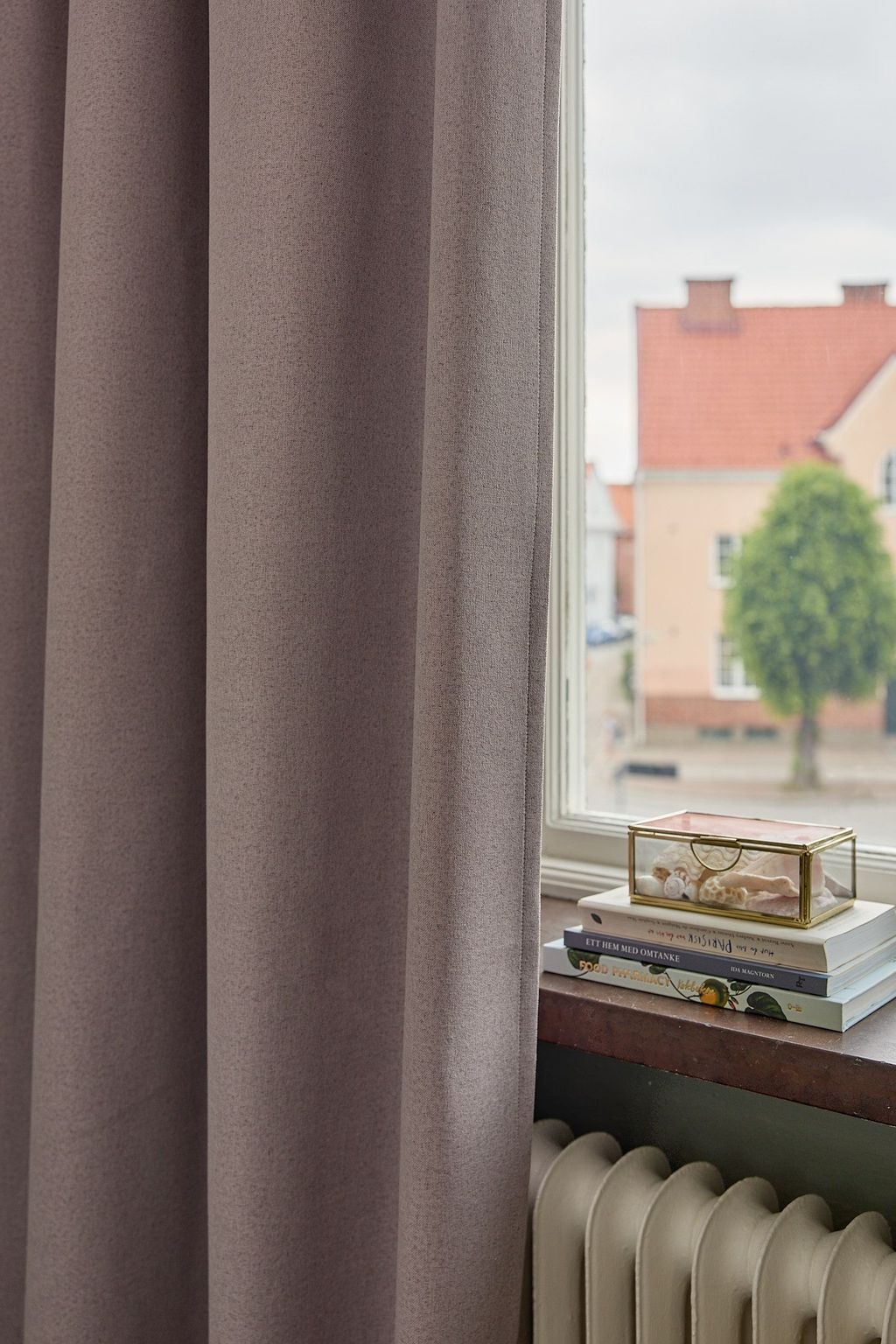 Rosa mörkläggningsgardin