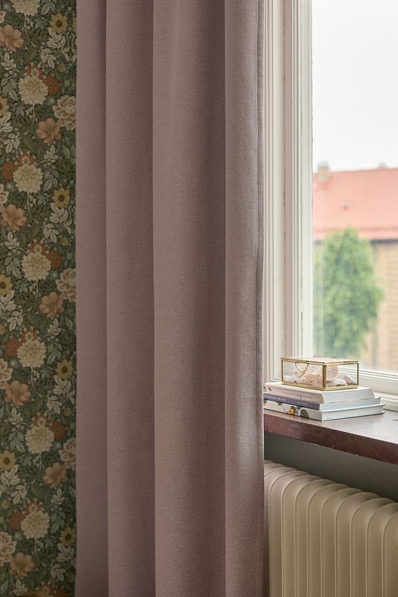 Kiruna-pink-closeup2.jpg