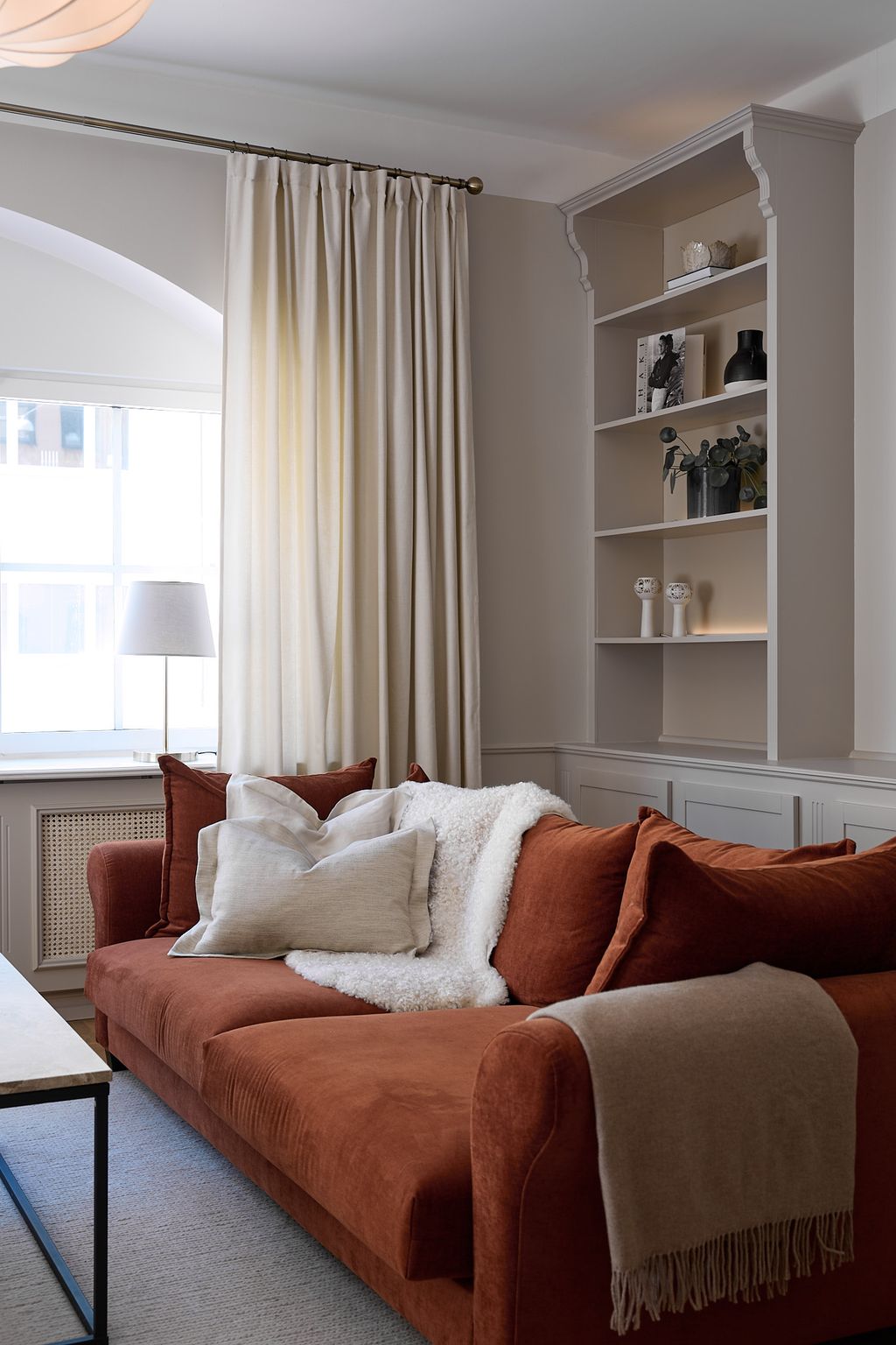 Lyst beige gardin i bomuldsblanding